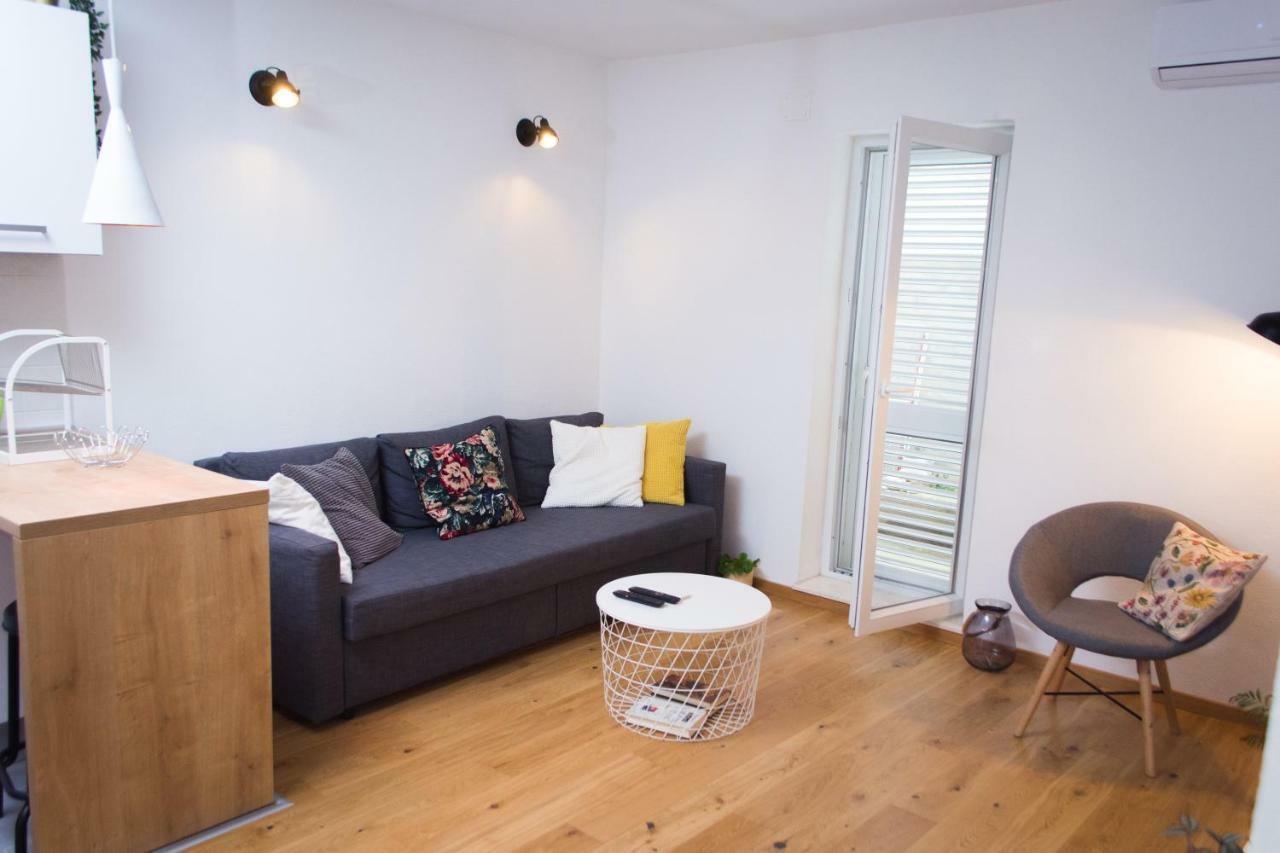 Apartments Dolores Шибеник Экстерьер фото
